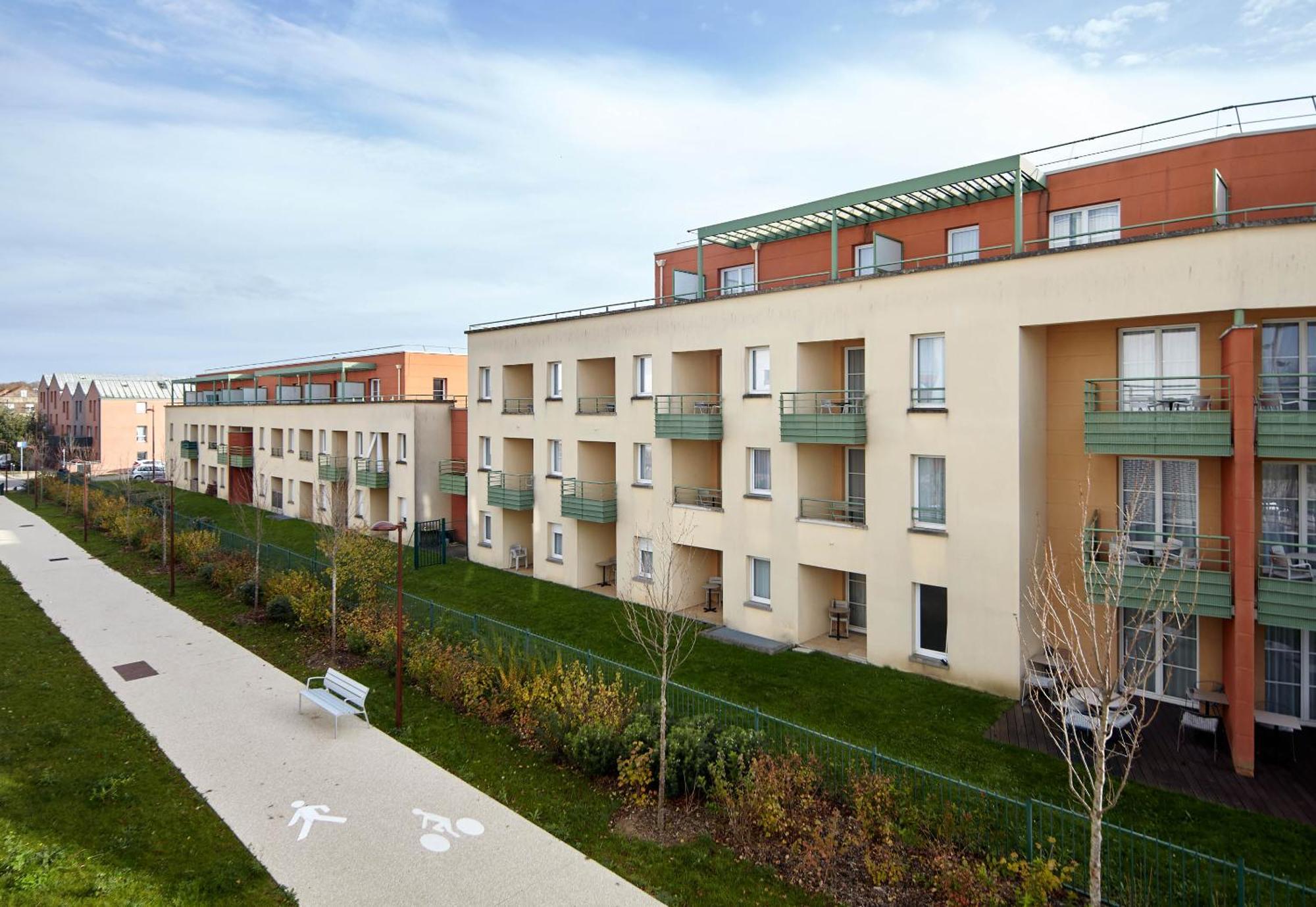 B&B Hotel Bois D'Arcy Saint Quentin En Yvelines Exterior foto
